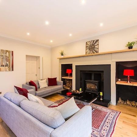 Self Catering , City Centre Apartment With Parking エディンバラ エクステリア 写真