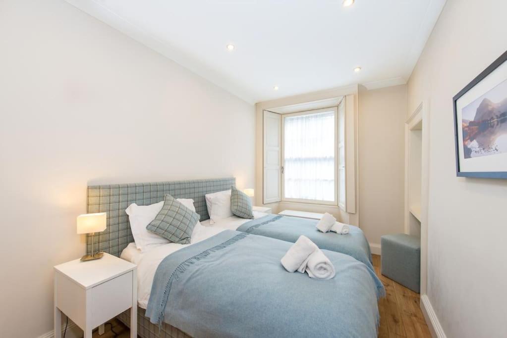 Self Catering , City Centre Apartment With Parking エディンバラ エクステリア 写真